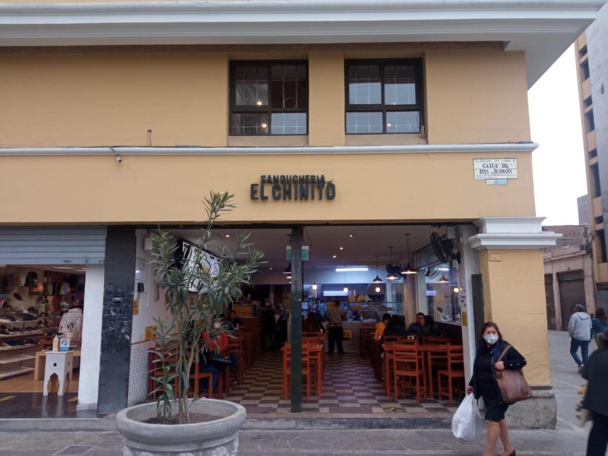 Main Square Apartment Lima Luaran gambar